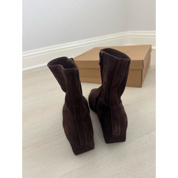 Steve Madden Dusty Boot in Chocolate Brown Suede - Picture 8 of 9